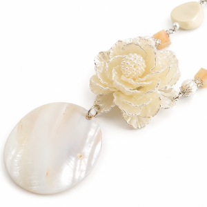 Kalung Pearl Blossom